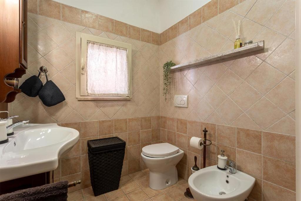 Apartamento Comodo Loft Vicino La Metro Battistini Con Garage *